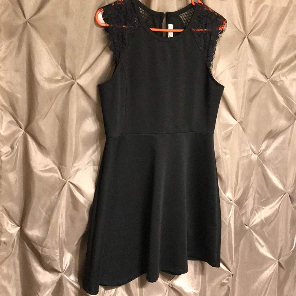 Eloide Black Dress